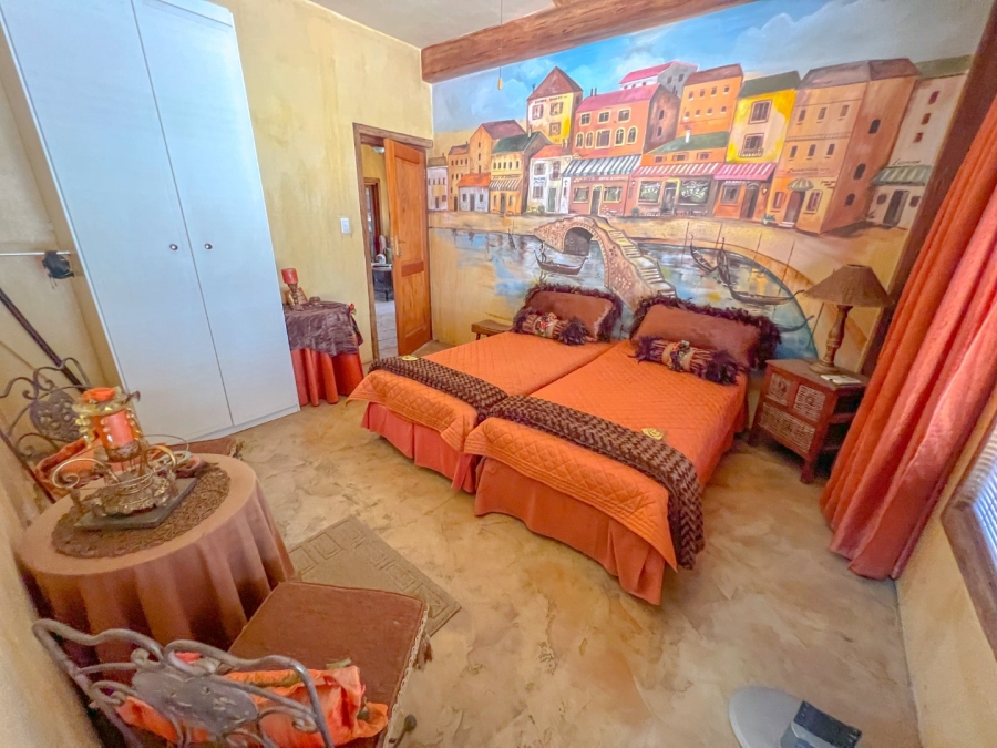 5 Bedroom Property for Sale in Maraldi Estate Free State